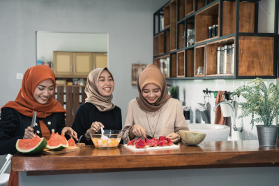 Cara Tepat Cegah Dehidrasi Saat Puasa